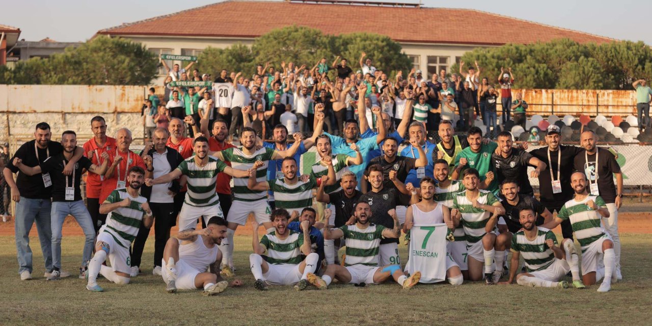 Efeler'de Galibiyet Taraftara Hediye