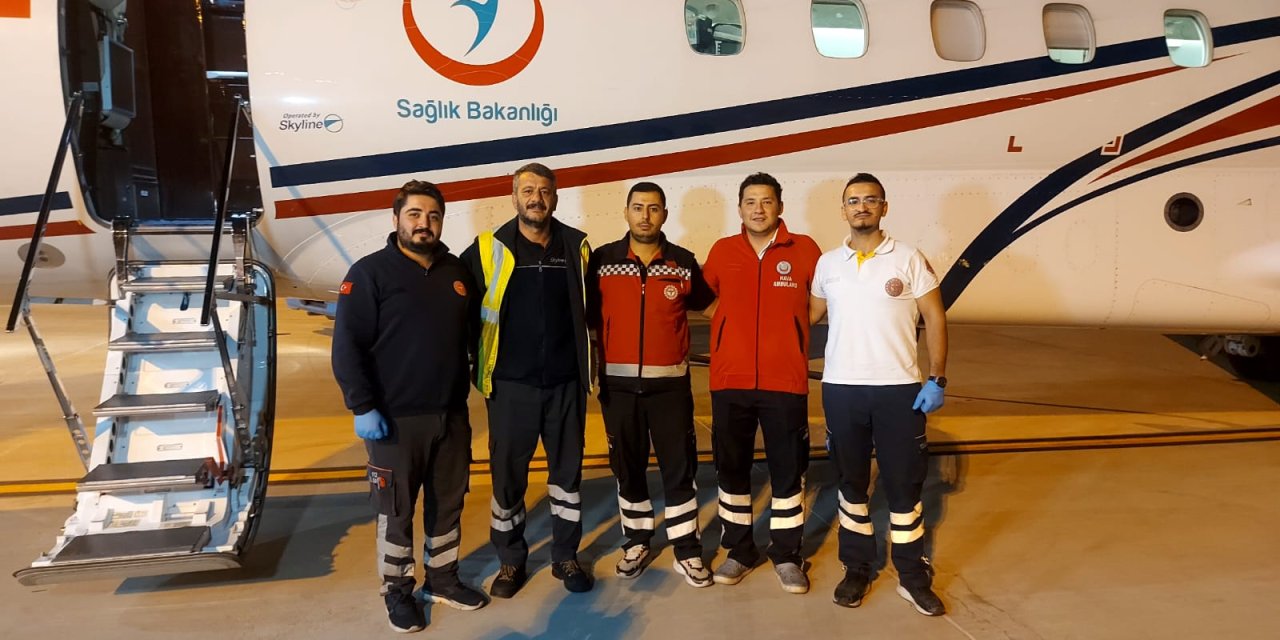 Ambulans Uçak İle 24 Saat Hasta Sevki