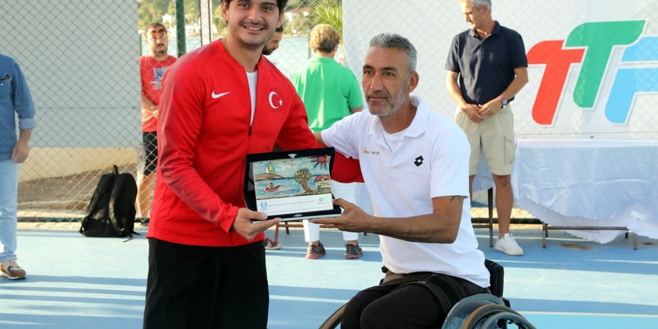 Tekerlekli Sandalye 100'üncü Yıl Tenis Turnuvası Sona Erdi