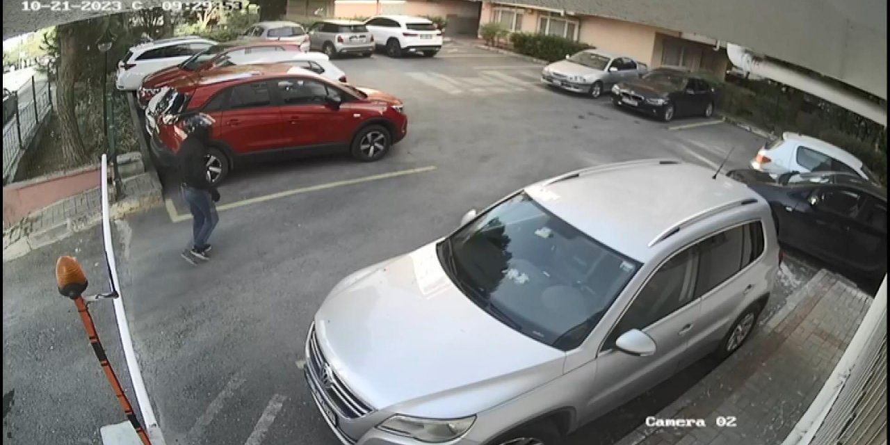 Etiler'de Motosiklet Hırsızları Kamerada