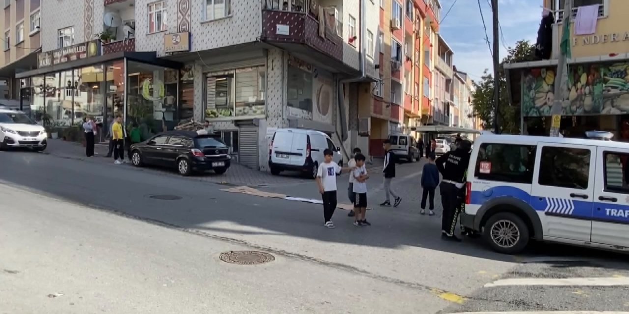 Esenyurt'ta Otomobilin Çarptığı Çocuk Hayatını Kaybetti