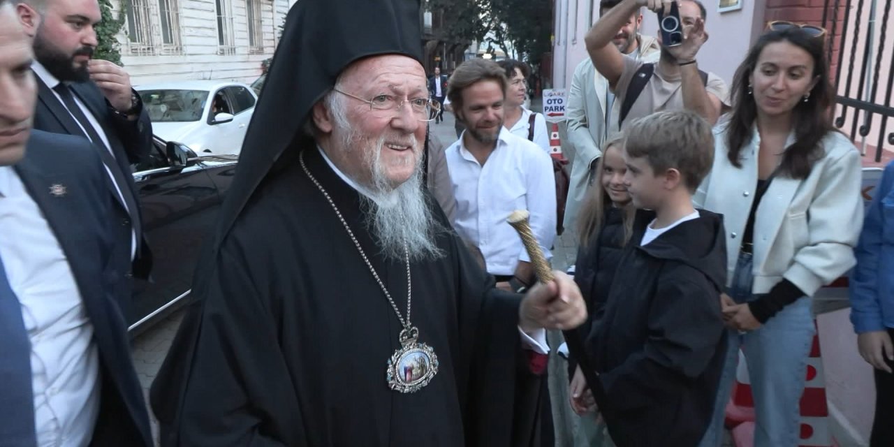 Fener Rum Patriği Bartholomeos: Vatikan'a Diktiğimiz Zeytin Ağacının Neden Ürün Vermediğini Bu Günlerde Görüyoruz
