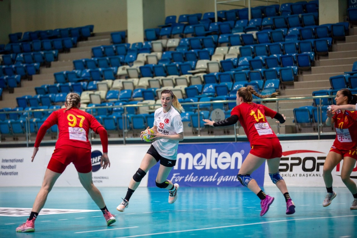 A Milli Kadın Hentbol Takımı, Kuzey Makedonya'yı 31-30 yendi