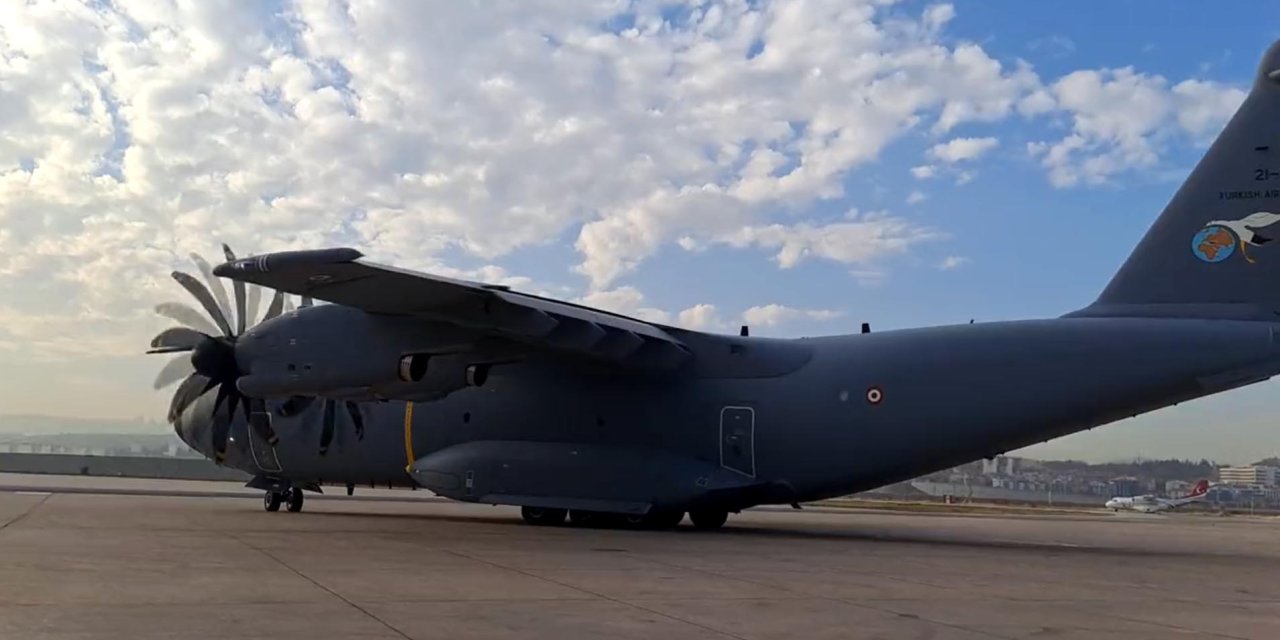 Msb: Gazze'ye Yardım Paketleri Uçaklara Yükleniyor (2)