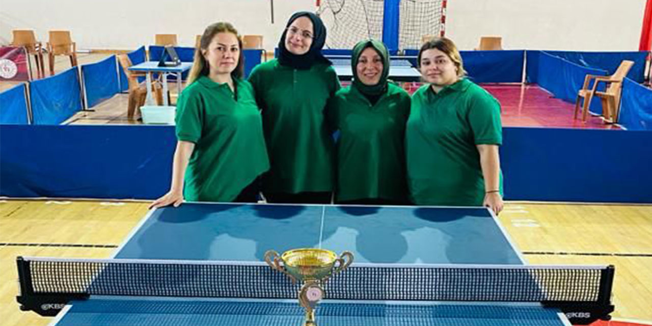 Rize İSM Kadın Masa Tenisi takımı 100. Yıl Kamu Spor Oyunlarında bölge 1.si oldu!