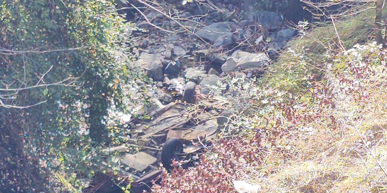 Dere Yatağına Düşen Otomobildeki Baba İle Kızı, Yan Yana Toprağa Verildi