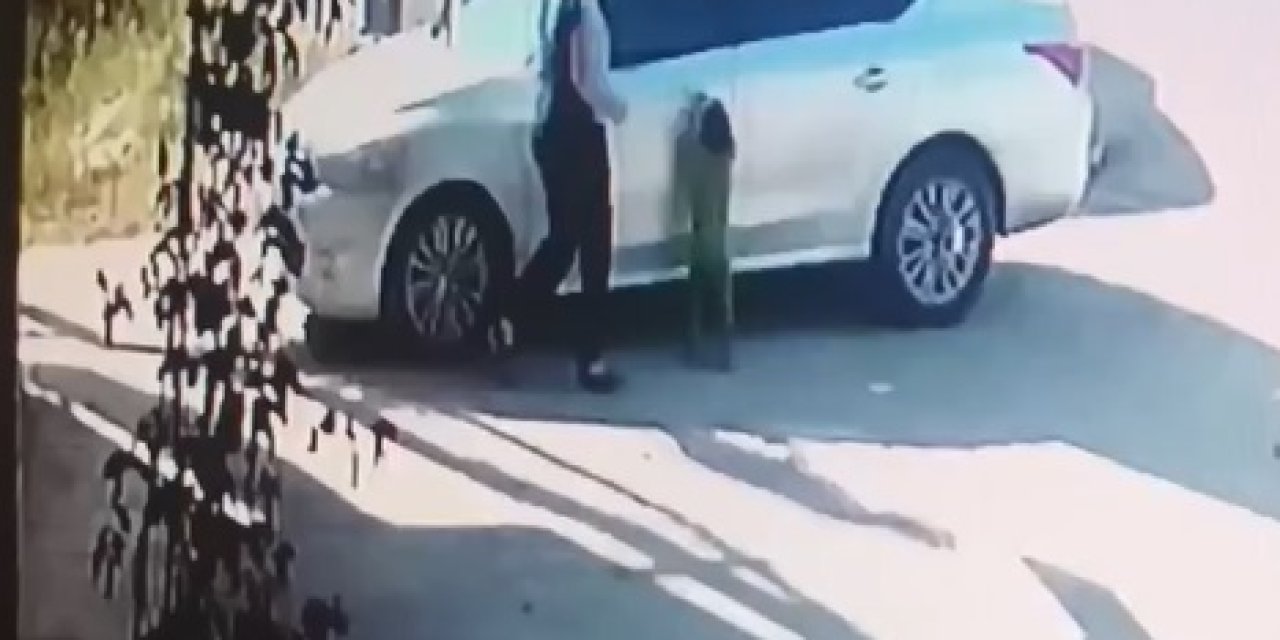 5 Yaşlarındaki Çocuk, Kontağı Çevirince Otomobil Duvara Çarptı