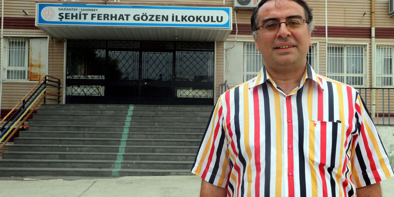 Çocukken Okuduğu Masal Kitabından Etkilenip, 44 Dil Öğrendi