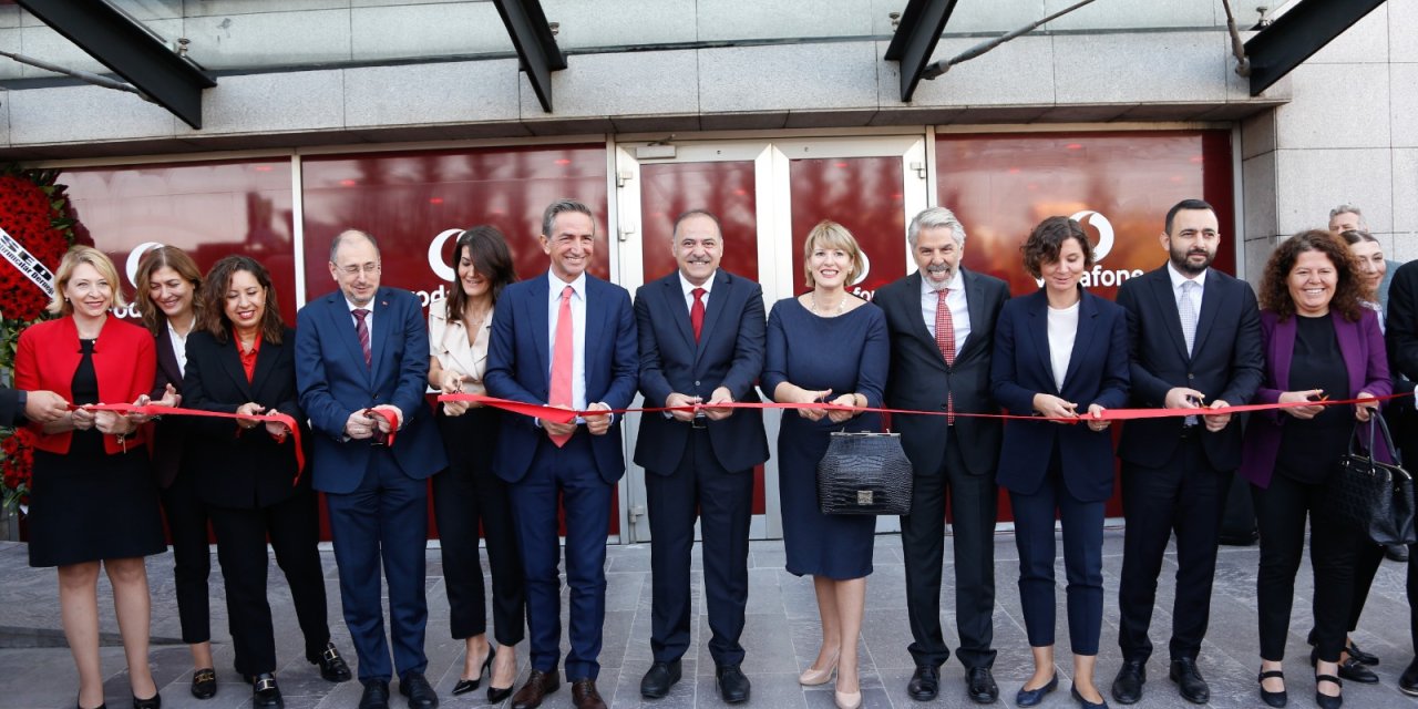 Vodafone, Cumhuriyetin 100’üncü Yılında Ankara Merkezini Açtı
