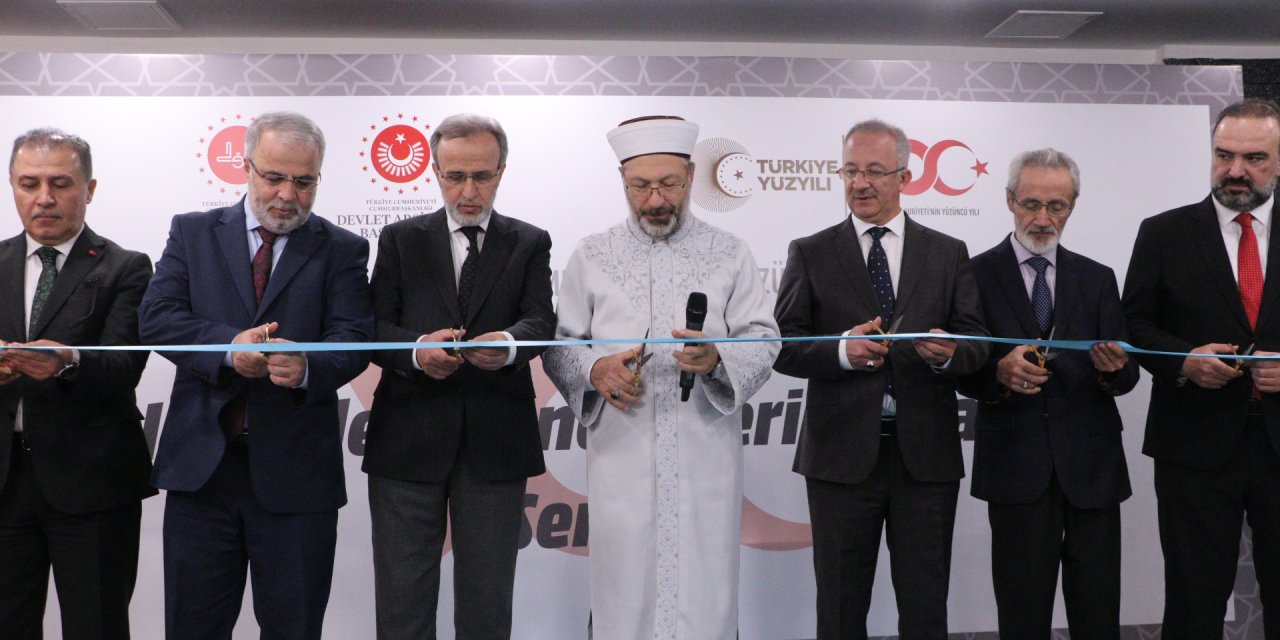 Diyanet İşleri Başkanlığı'nın Arşivi Sergide