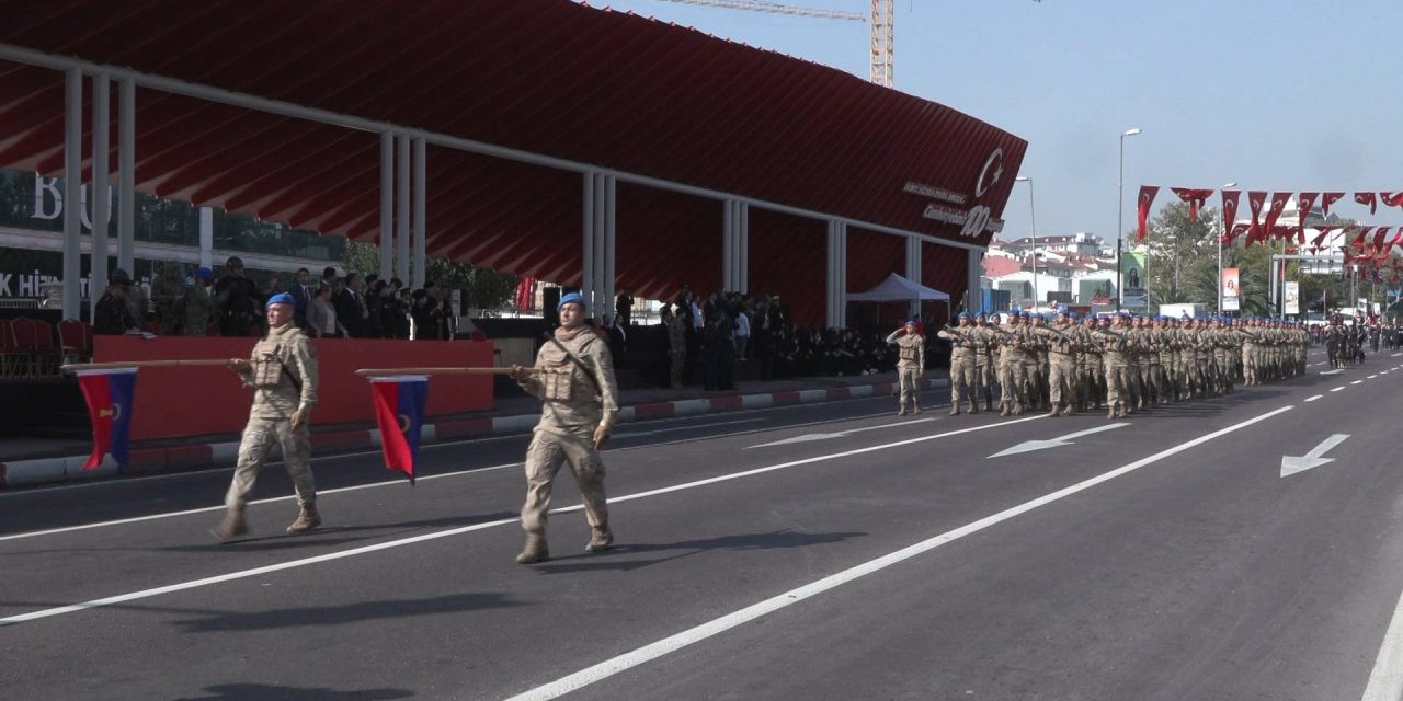 Vatan Caddesi'nde 29 Ekim Provası Yapıldı