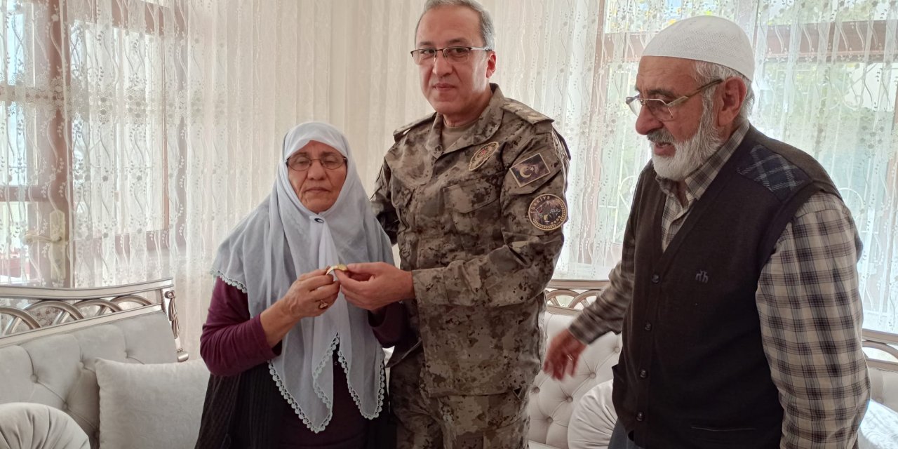 Şehit Binbaşının Babaevinden Hırsızlık Yapan 3 Şüpheli Yakalandı