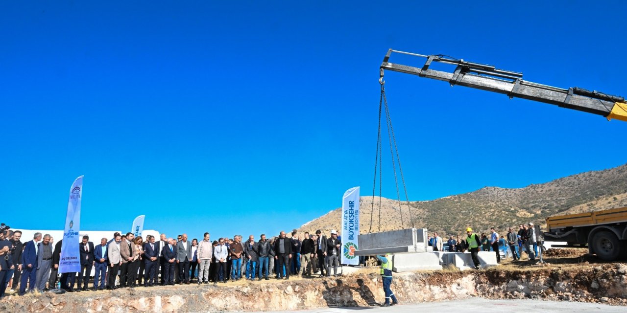Malatya'da, 'Yeşil İyileşme' Projesi İle Tasarlanan 'onarıcı Köy'ün Temeli Atıldı