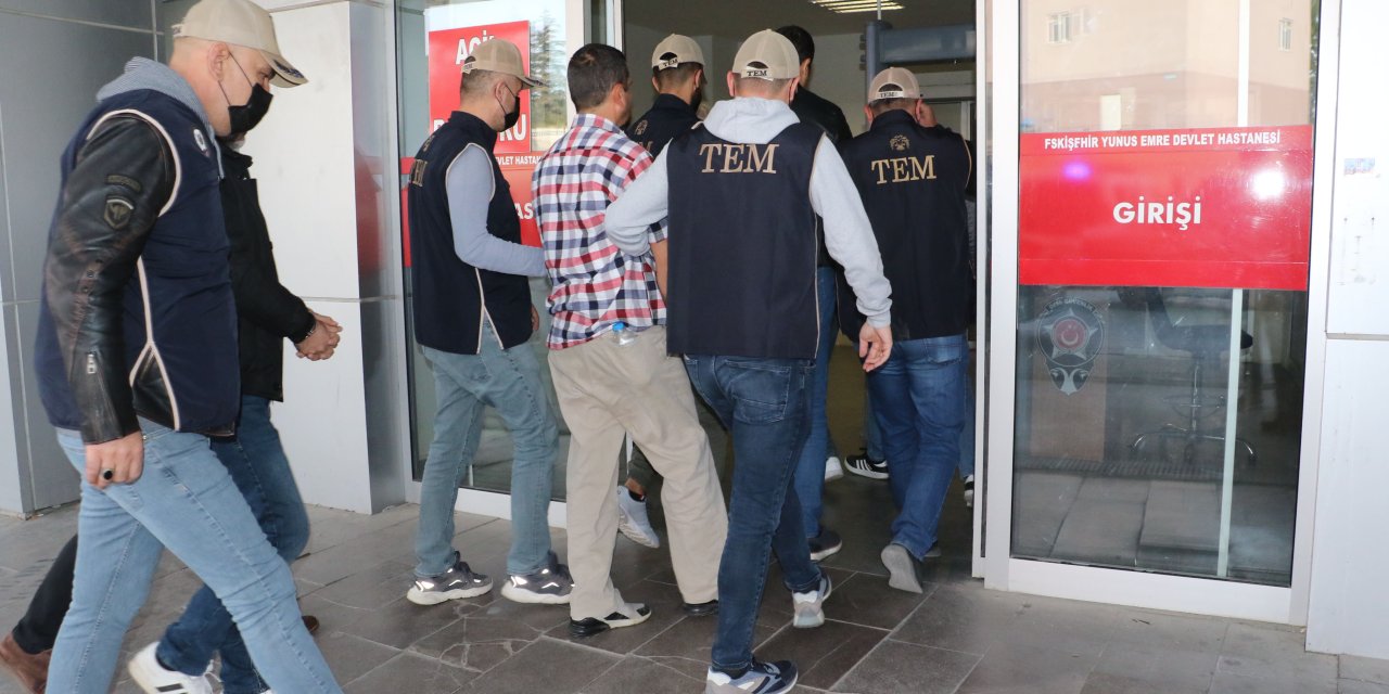 Eskişehir'de 4 Fetö Şüphelisine Gözaltı
