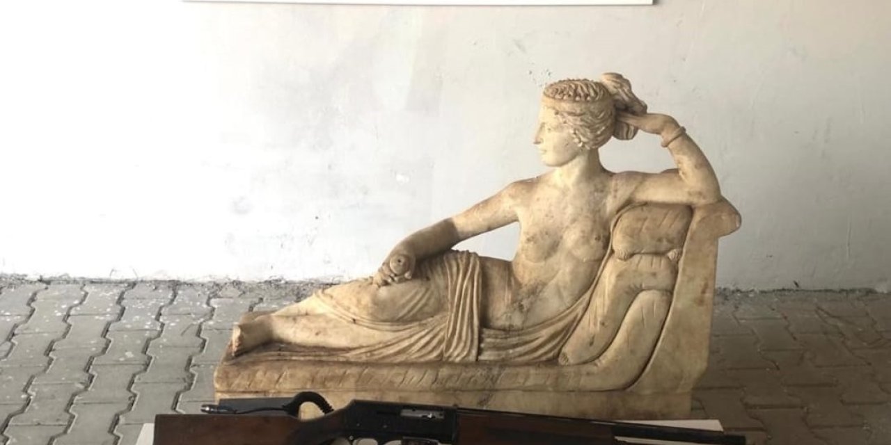 Roma Dönemi’ne Ait 3 Bin Yıllık Heykel Ele Geçirildi; 3 Gözaltı