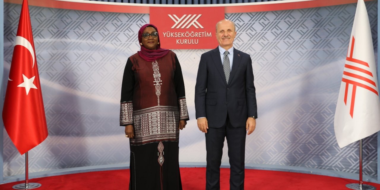 Yök Başkanı Özvar, Senegalli Bakan İle Görüştü