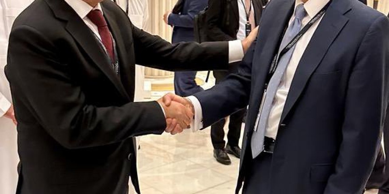 Bakan Şimşek: Riyad'da Yatırımcılarla Verimli Görüşmeler Gerçekleştirdik