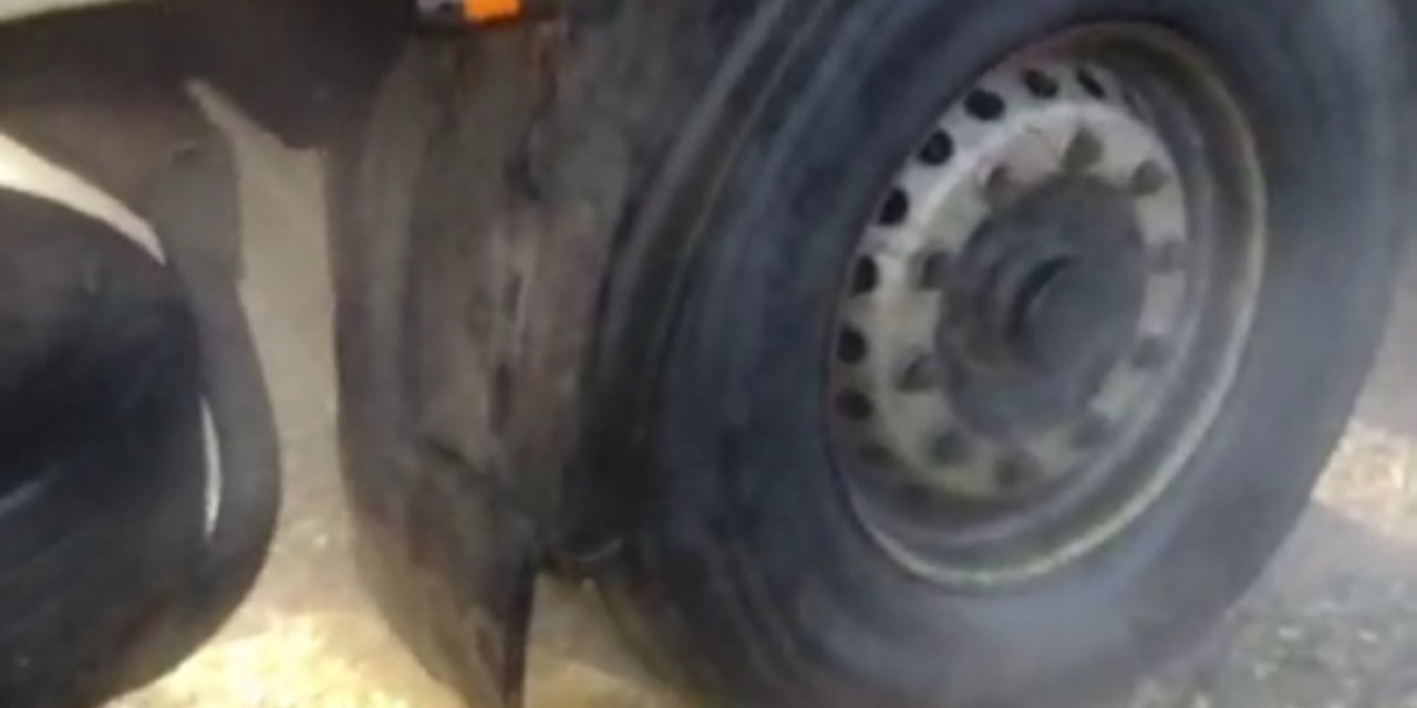 Batman'da Asit Yüklü Tır’daki Sızıntı Ekipleri Harekete Geçirdi