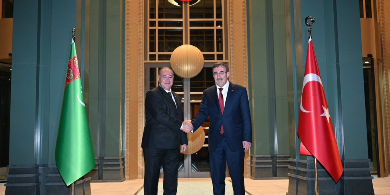 Yılmaz, Türkmenistan Bakanlar Kurulu Başkan Yardımcısı Atdayev İle Görüştü
