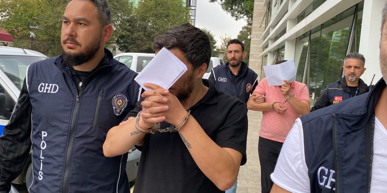 Samsun'da Göçmen Kaçakçısı 2 Kişi Tutuklandı