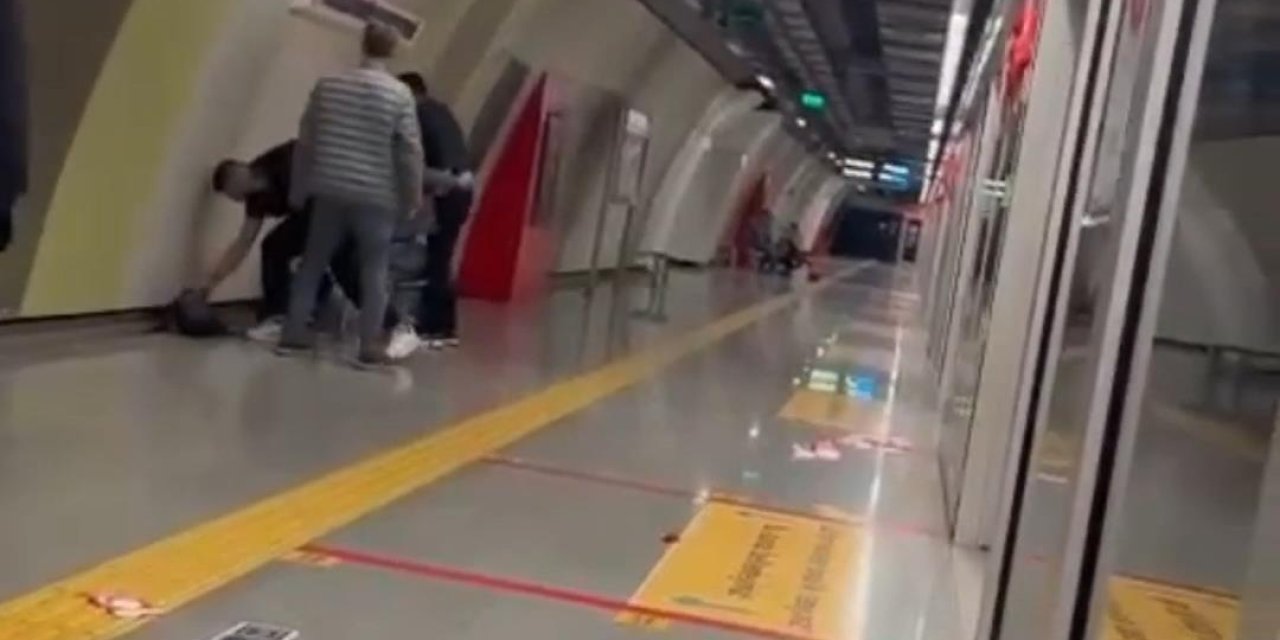 Gaziosmanpaşa'da Metroya Asılan Türk Bayraklarını Yırtan Şüpheli Tutuklandı