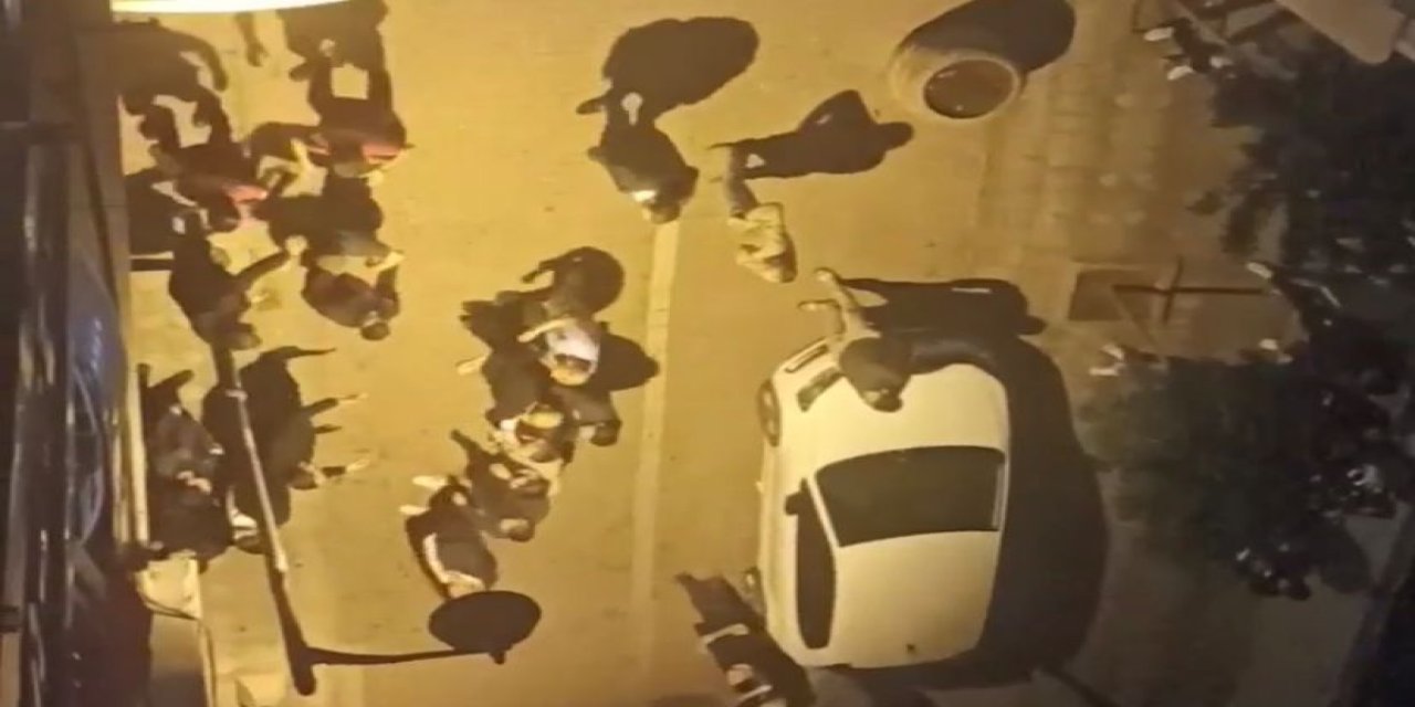 Zeytinburnu'da Komşuların 'Görüş Açımı Kapattın' Kavgası