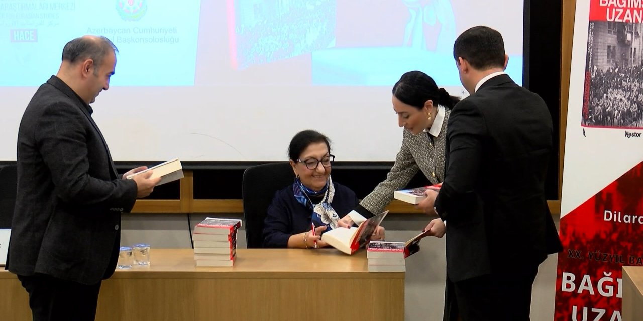 Azeri Akademisyen Seyidzade "Bağımsızlığa Uzanan Yol" Kitabını Tanıttı