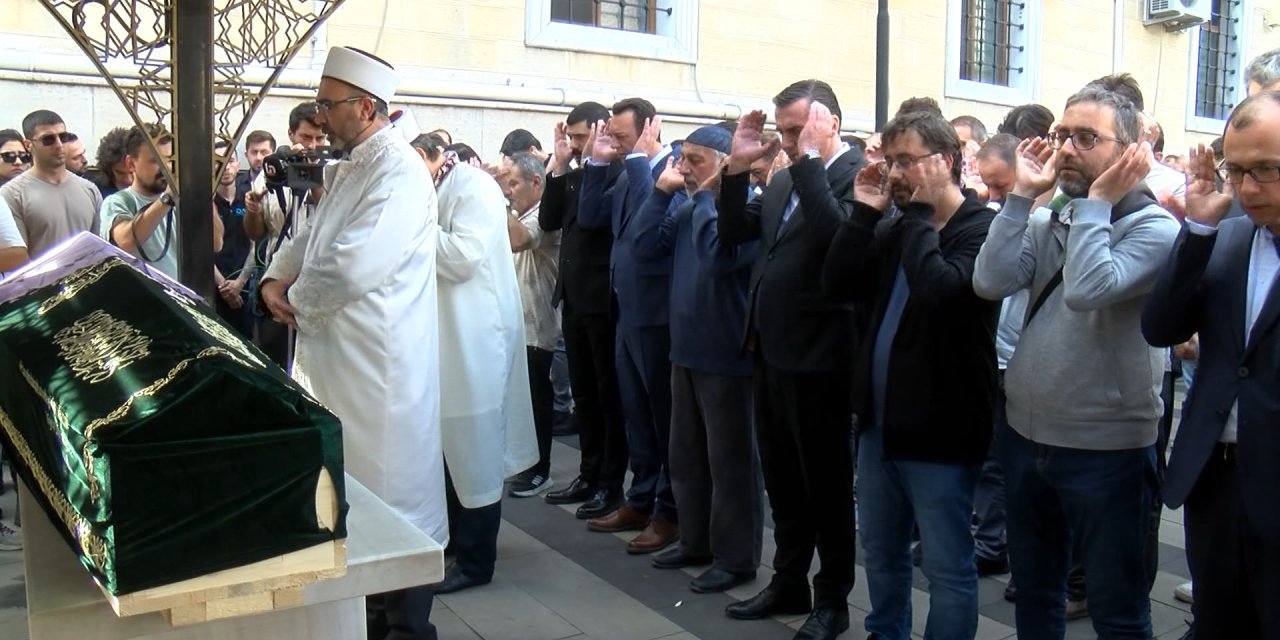 Zeren Ertaş Son Yolculuğuna Uğurlandı