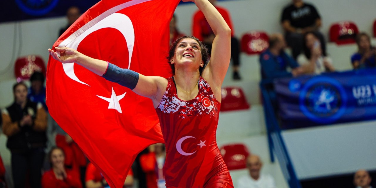 Nesrin Baş: Türk Kadınının Gücünü Gösterdiğim İçin Mutluyum