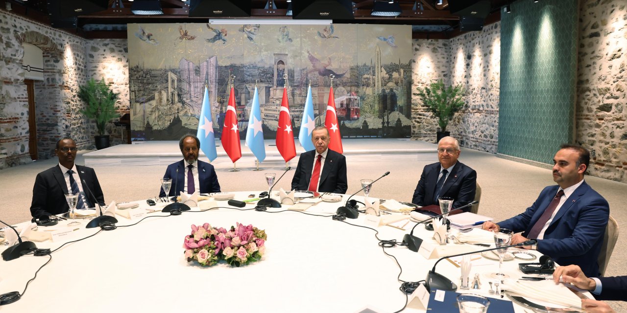 Cumhurbaşkanı Erdoğan Ve Somali Cumhurbaşkanı Görüşmesinde İsrail'in Filistin'e Saldırıları Ele Alındı