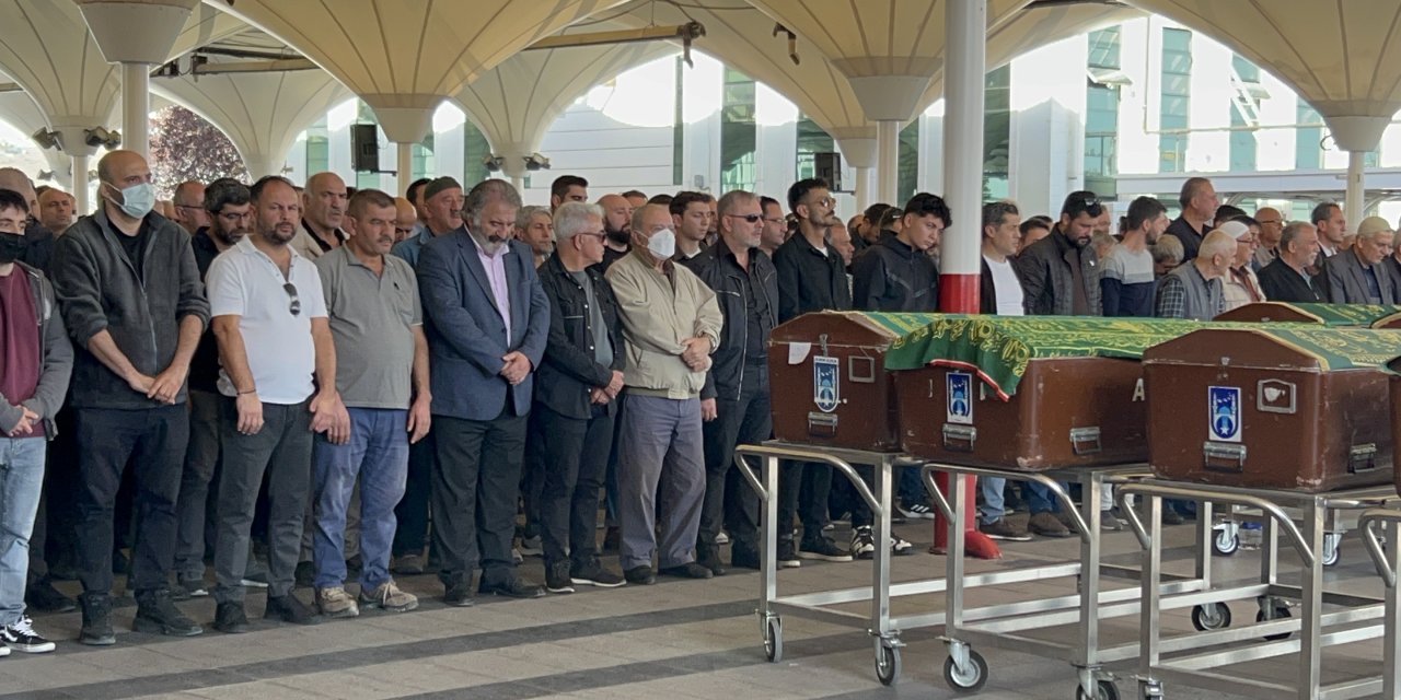 Öldürdüğü Ağabeyi İle Yan Yana Defnedildi