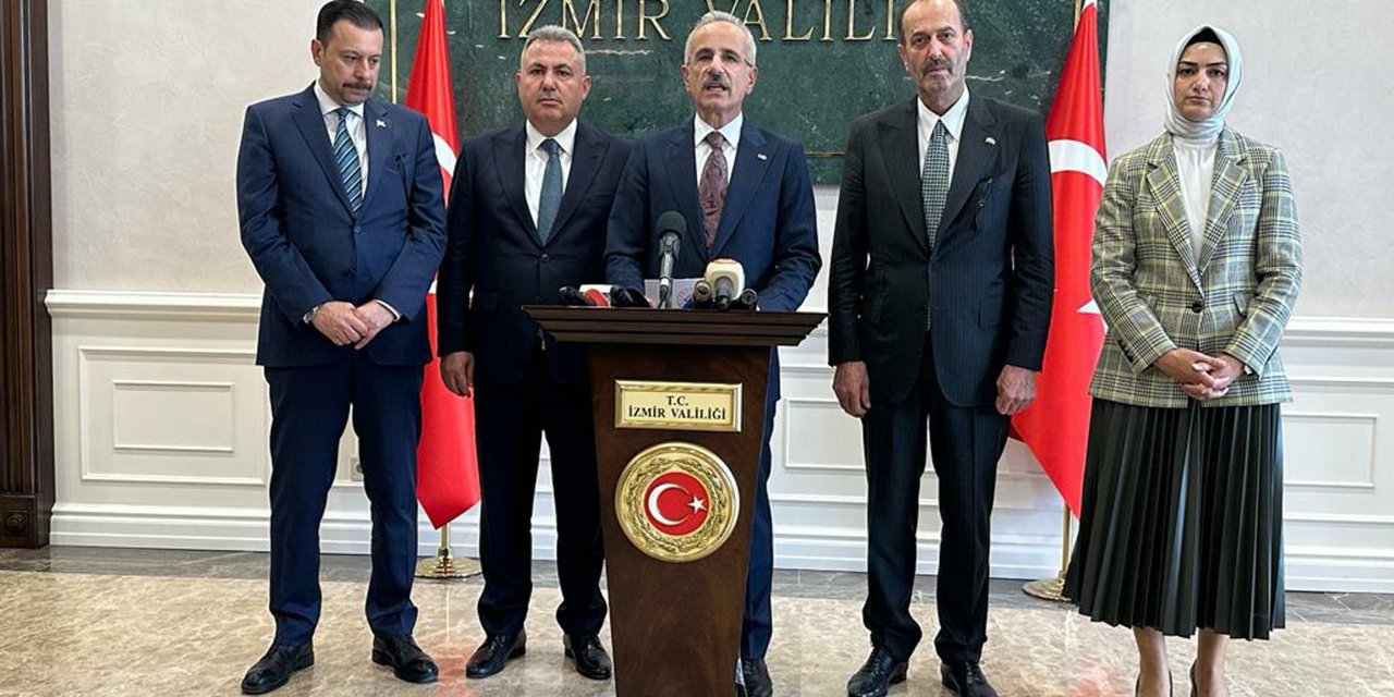 Bakan Uraloğlu: İzmir'i, Türkiye Yat Turizminin Başkentine Dönüştüreceğiz (2)