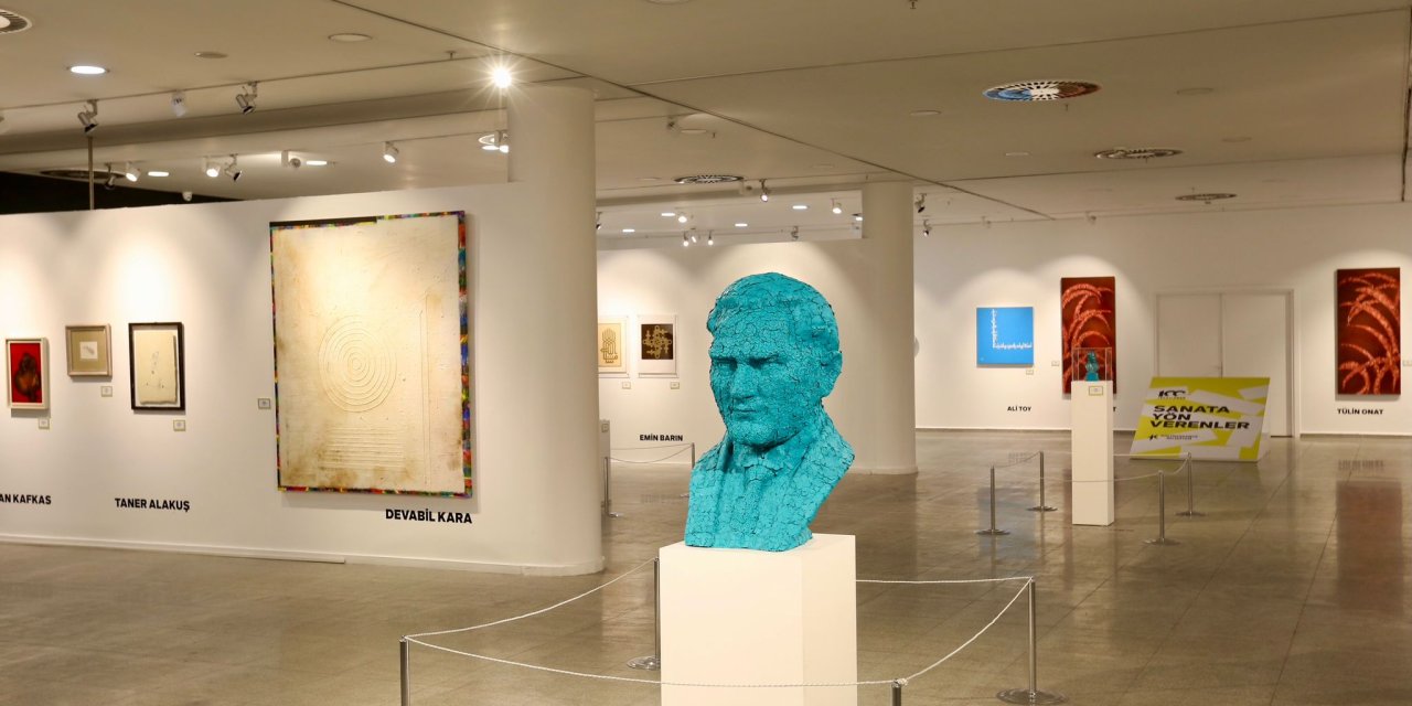 Küçükçekmece’de ‘Sanata Yön Verenler’ Sergisi Düzenlendi