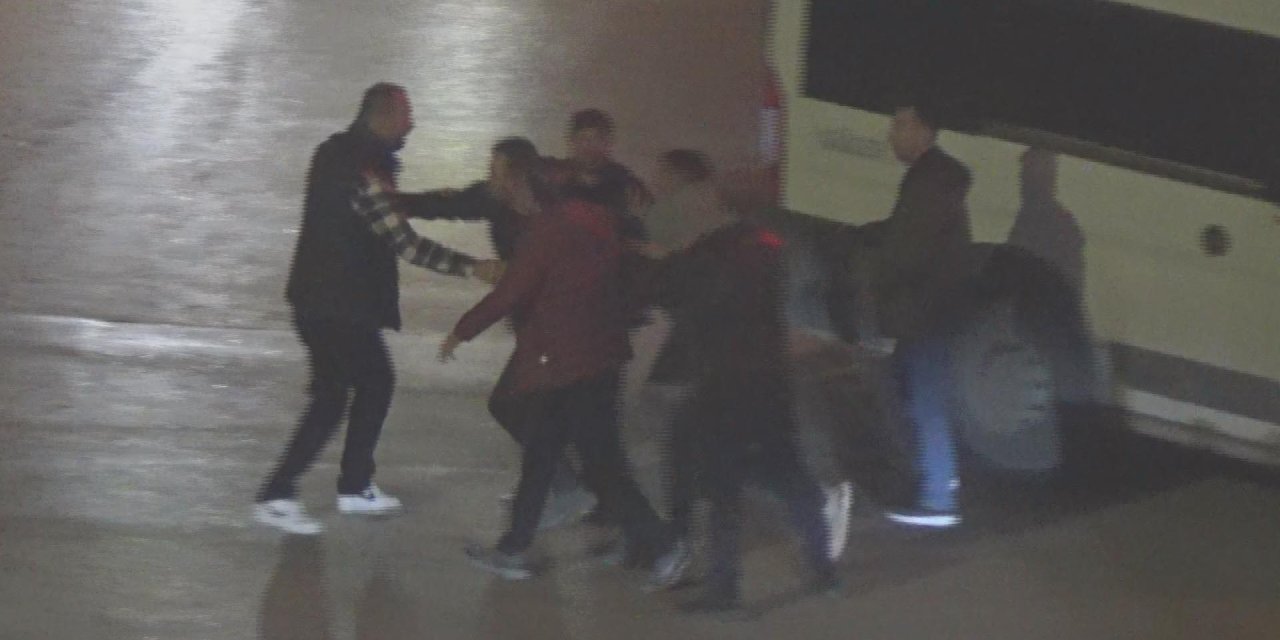 Kahvehanede Başlayan Kavga, Sokağa Taştı