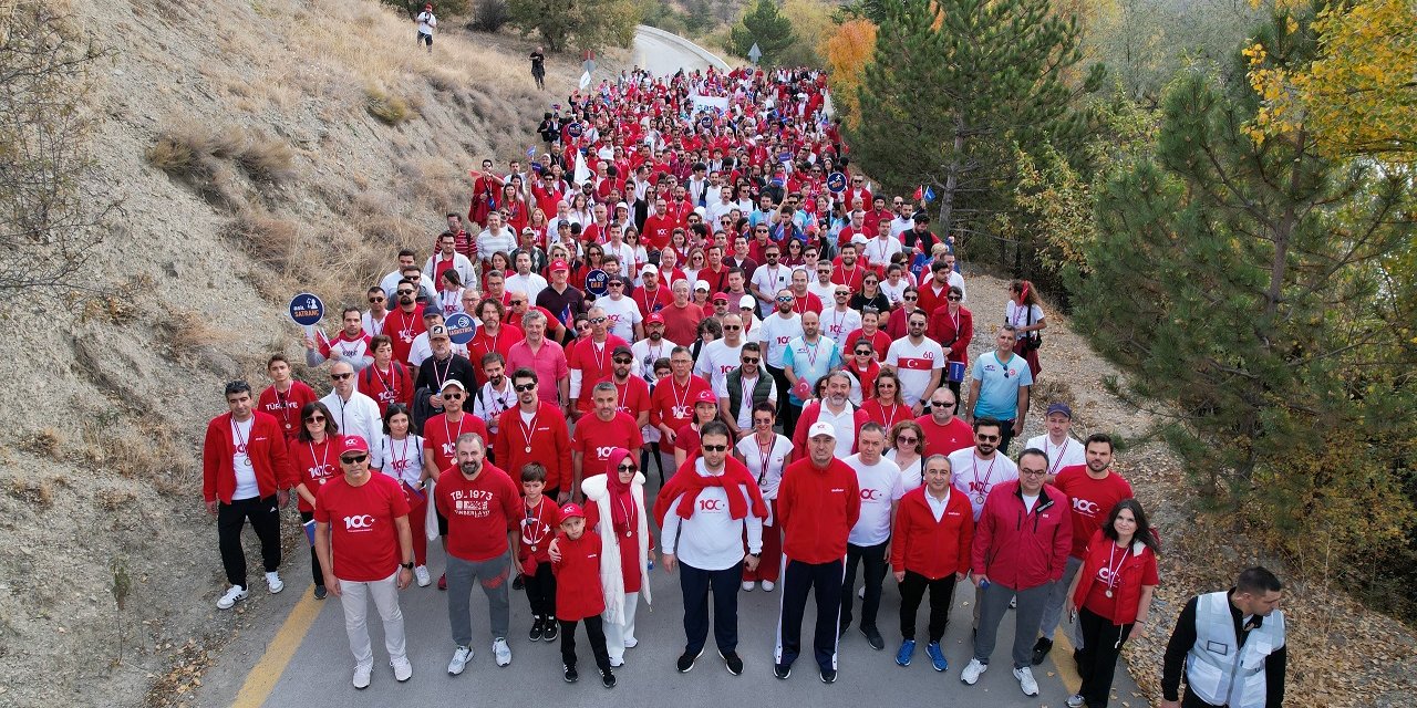 Aselsan’lılardan Cumhuriyet Yürüyüşü