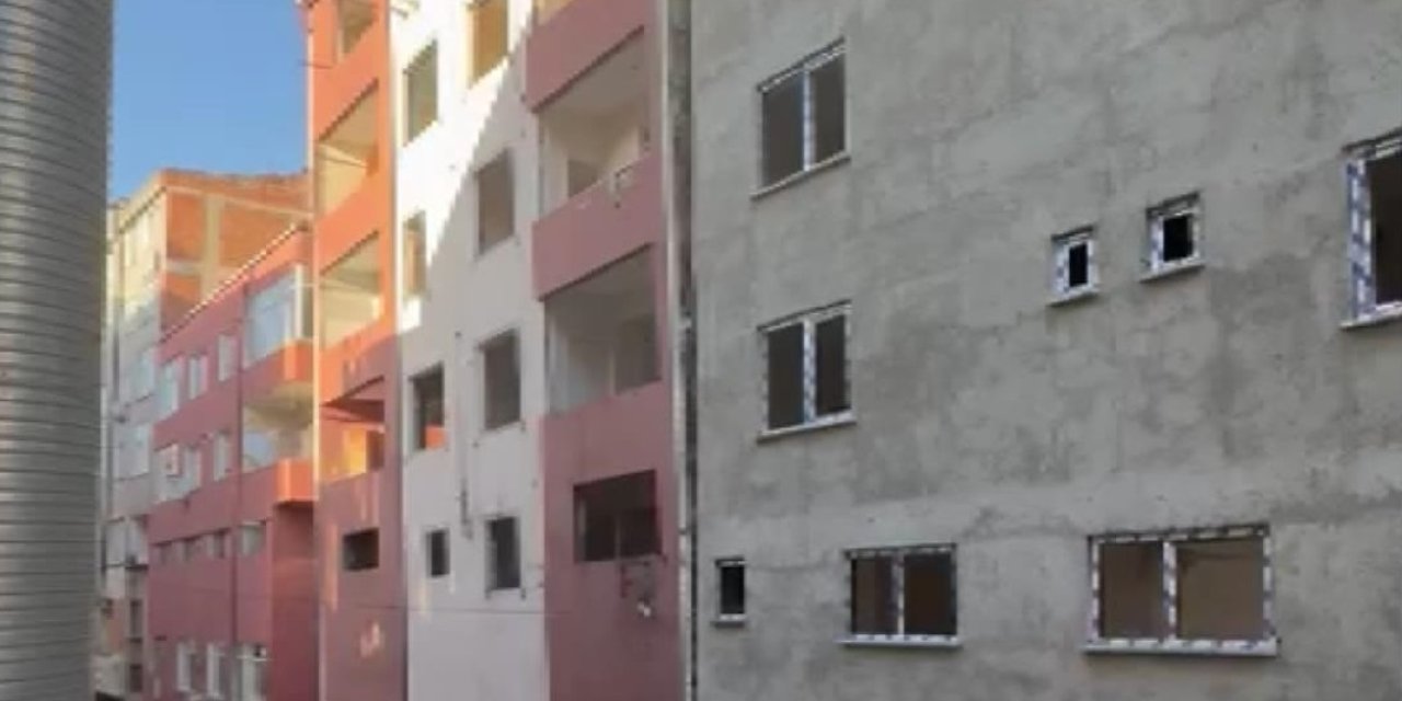 Güngören'de Yıkım Sırasında Binanın Çökmesi Kamerada - 2