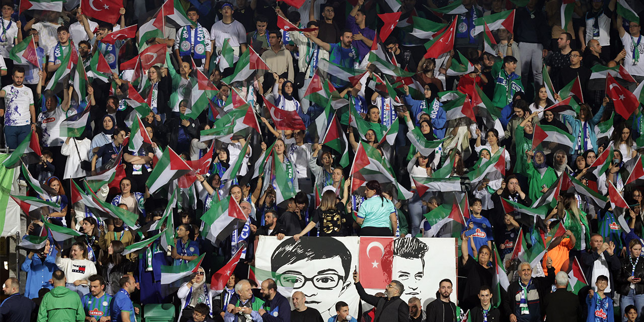 Çaykur Rizespor taraftarından Filistin'e destek