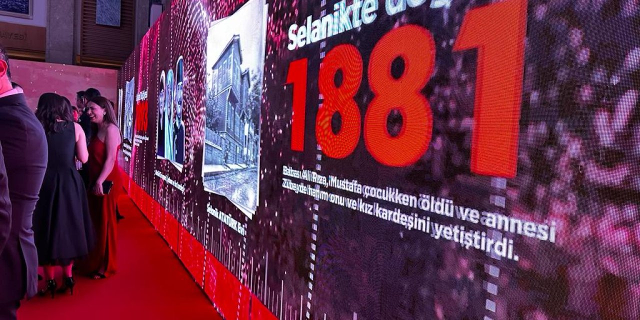 Ankara'da, '100'Üncü Yıl Cumhuriyet Balosu' Düzenlendi