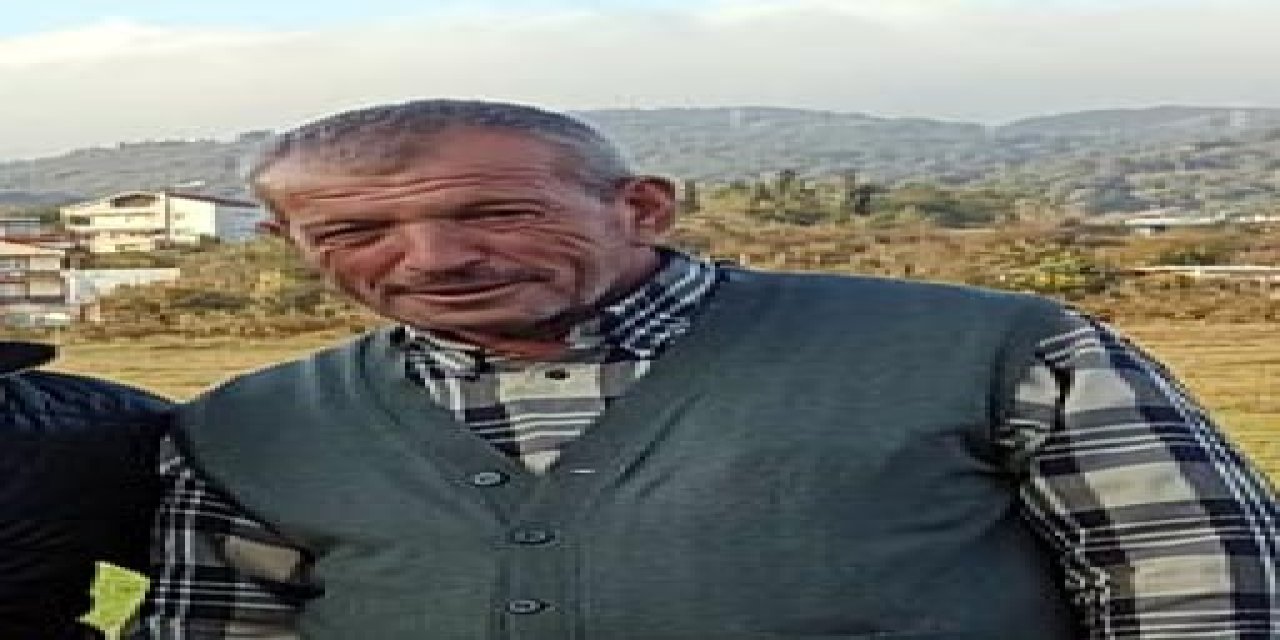 Oğlunu Bıçaklayarak Öldürdü