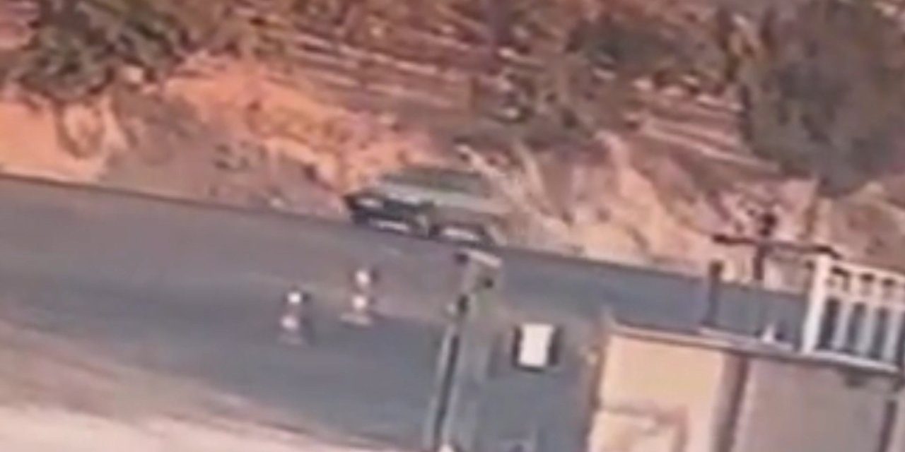 Şanlıurfa’da 4 Kişinin Yaralandığı Zincirleme Kaza, Kamerada