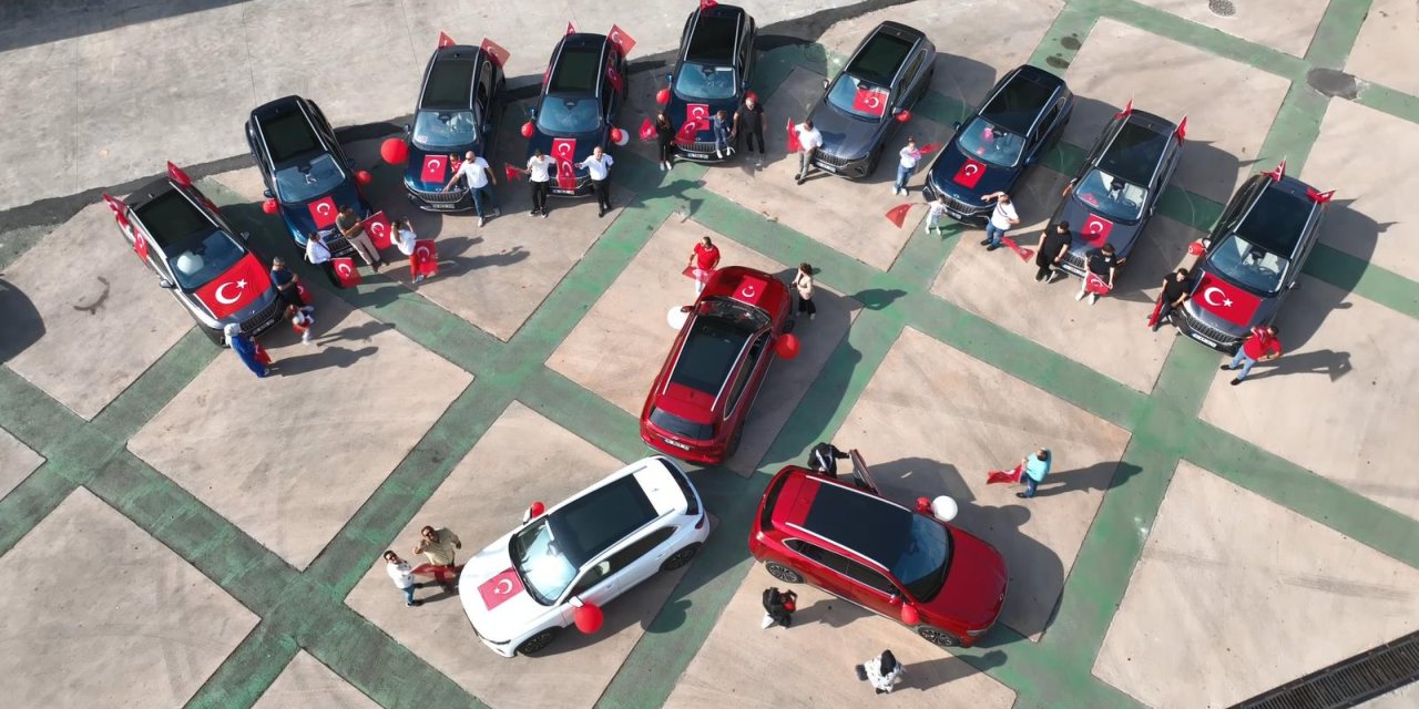 Bursa'da Togg Kullanıcılarından 100'üncü Yıl Konvoyu