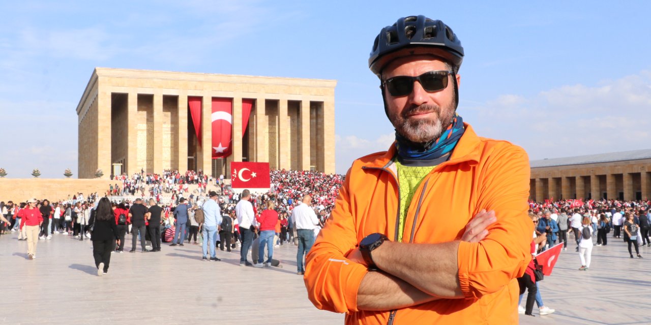 Cumhuriyet'in 100'üncü Yılında İstanbul'dan Ankara'ya Pedal Çevirdi