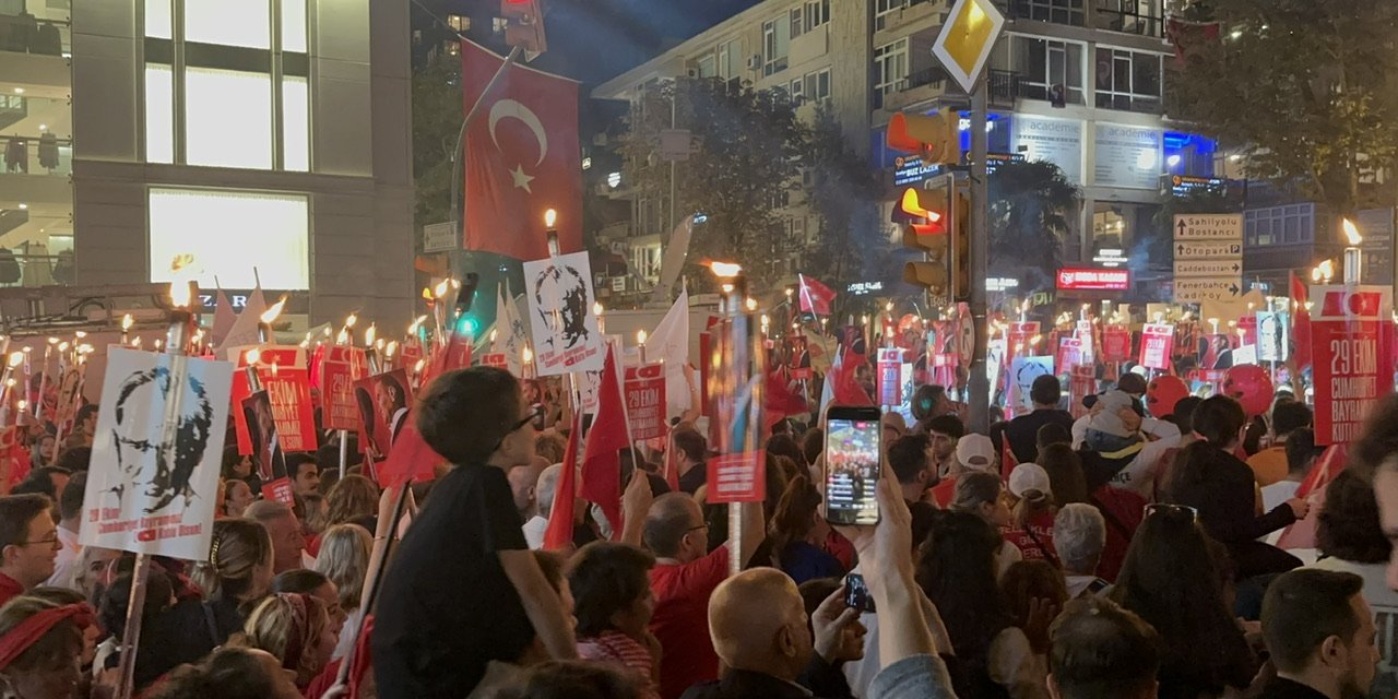 Kadıköy'de Cumhuriyet Bayramı Coşkusu