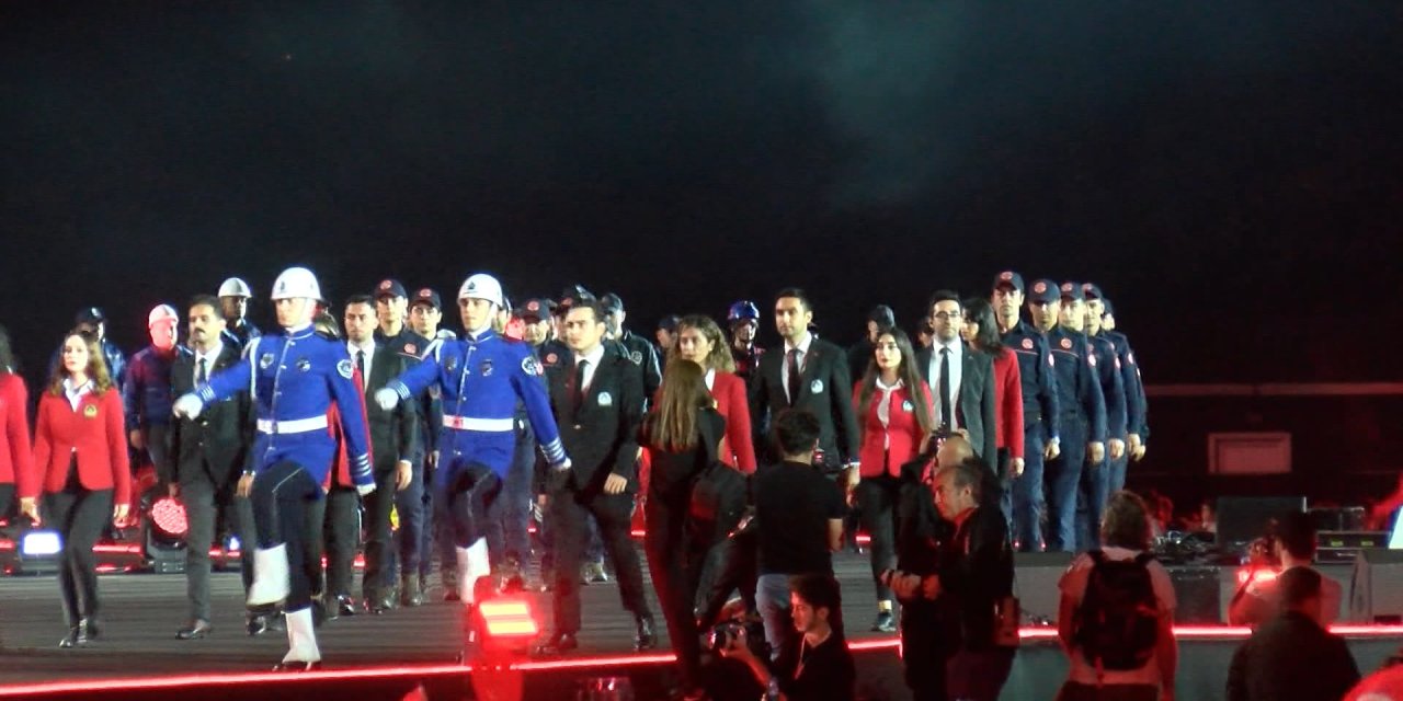 İmamoğlu: Cumhuriyetimize Sahip Çıkmak, Barışa, Huzura, Kardeşliğe De Sahip Çıkmaktır