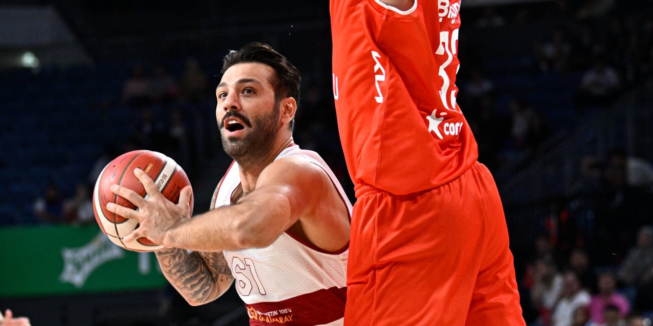 Anadolu Efes - Galatasaray: 76-95