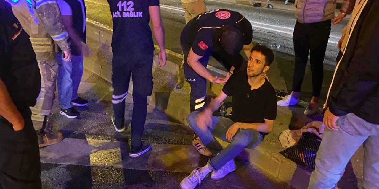 Ümraniye Şile Otoyolu'nda İki Otomobil Çarpıştı: 4 Yaralı