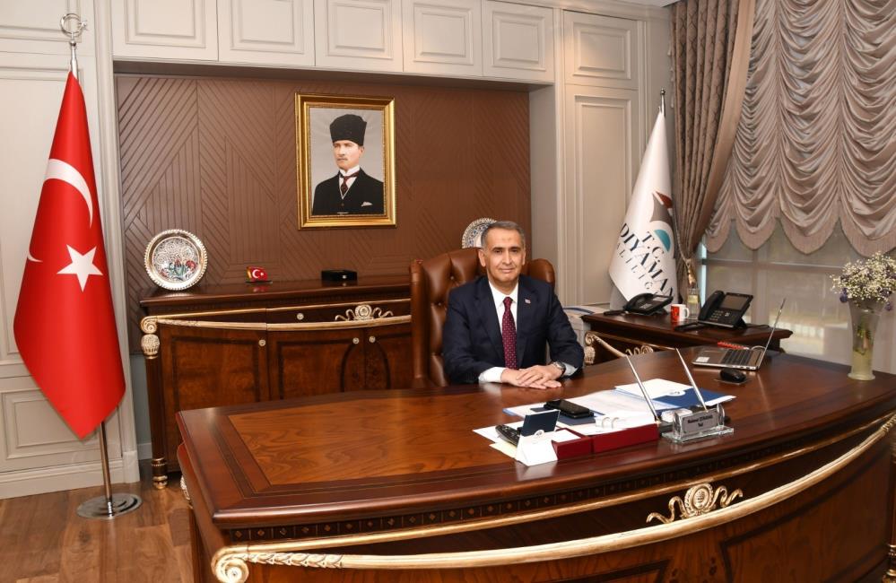 Adıyaman Valisi Çuhadar, görevinden ayrıldı