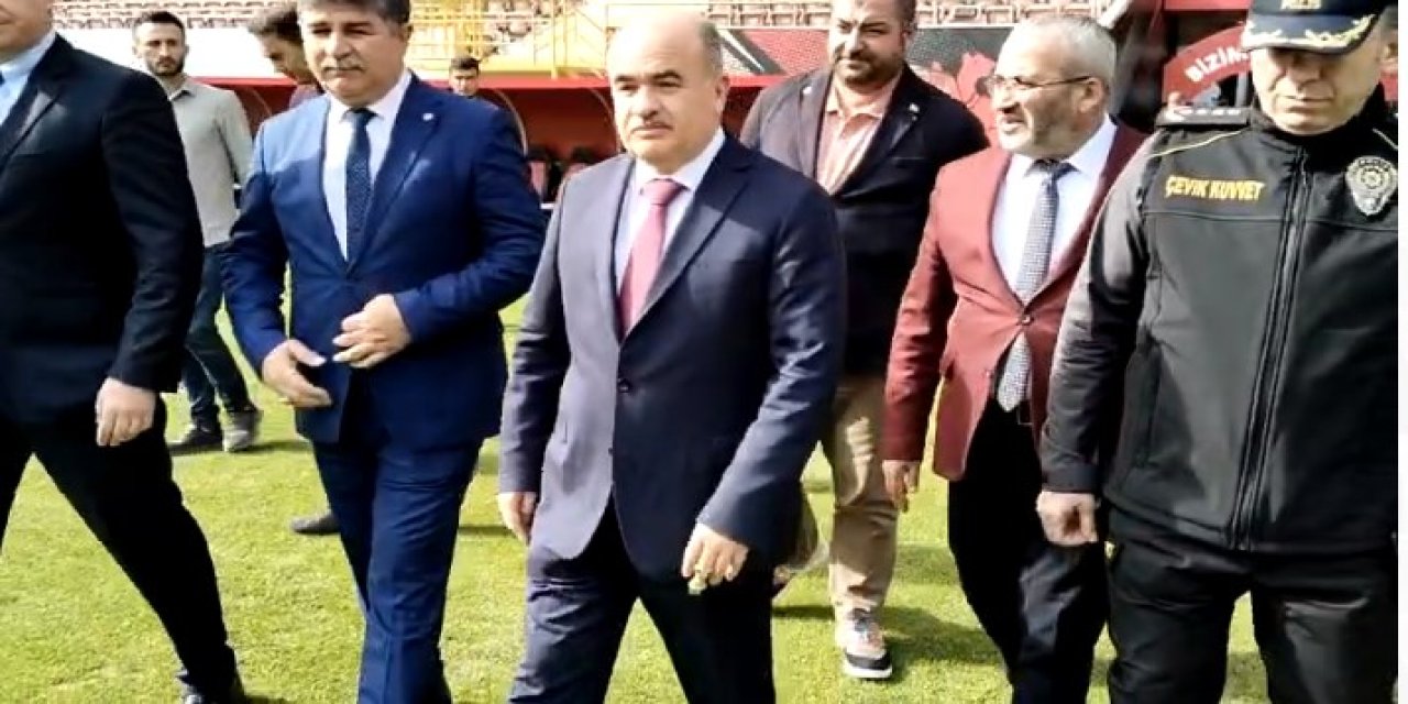 Çorum Valisi, Halkı Milli Maça Çağırdı