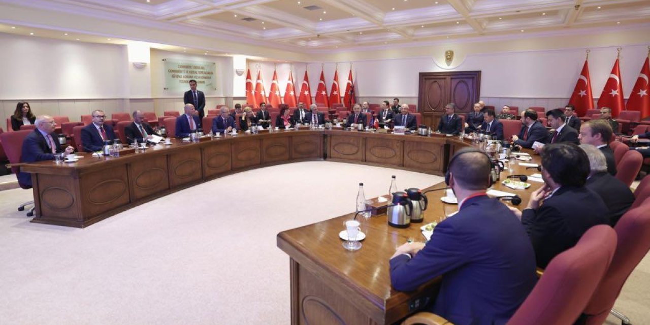 Bakan Güler, Nato Heyeti İle Görüştü