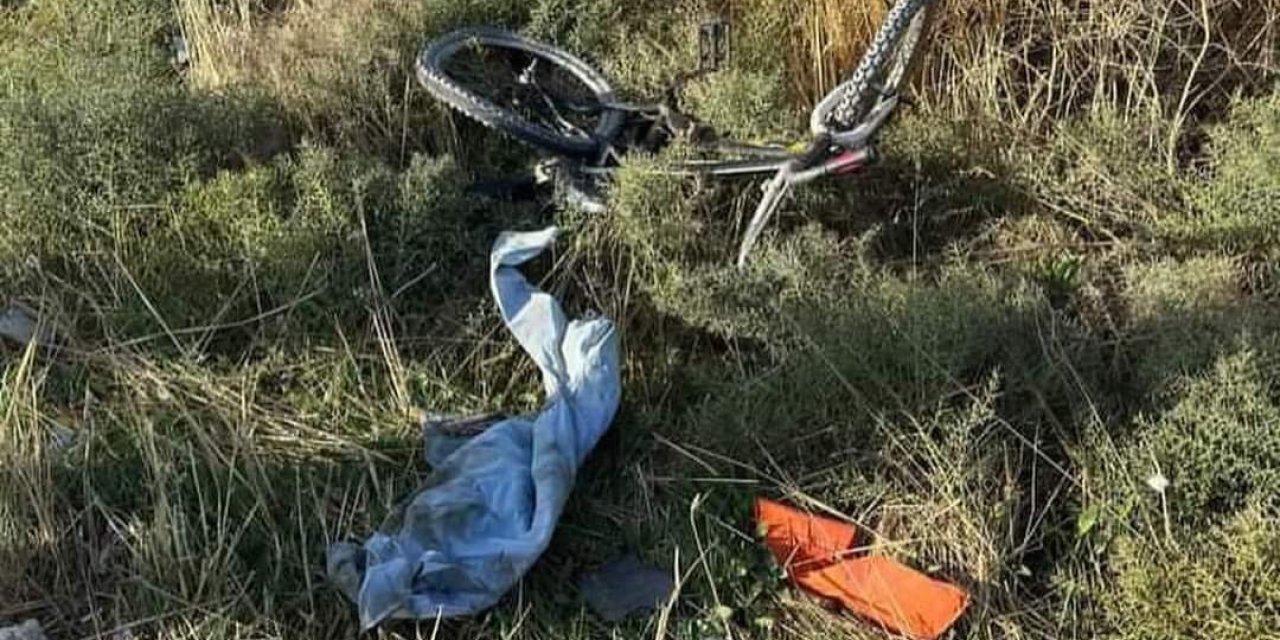 Bisikletiyle Tutunduğu Traktörün Altında Kalan Çocuk Öldü